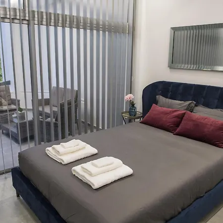 Urban Skin Apartment